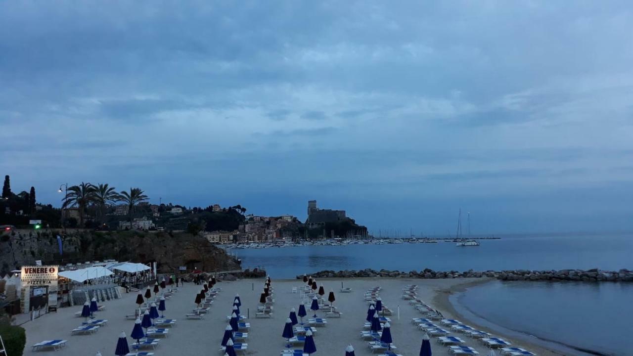 Il Golfo Dei Poeti E 5 Terre A 2 Passi La Spezia